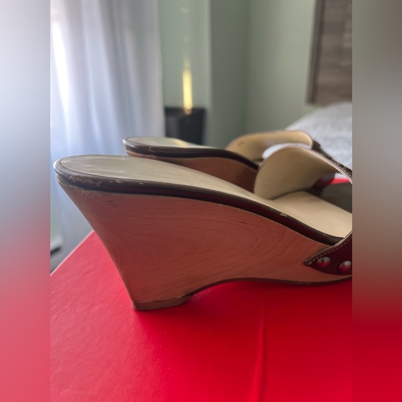 Prada Patent Leather wedge size 38 - Picture 3 of 7